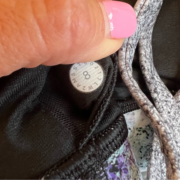 LULULEMON Energy Bra Black, green and purple- Size 8 a - Picture 5 of 6